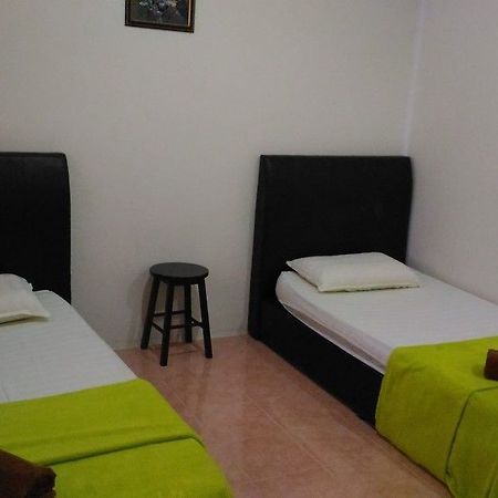 Tok Man Inn Langkawi Buitenkant foto