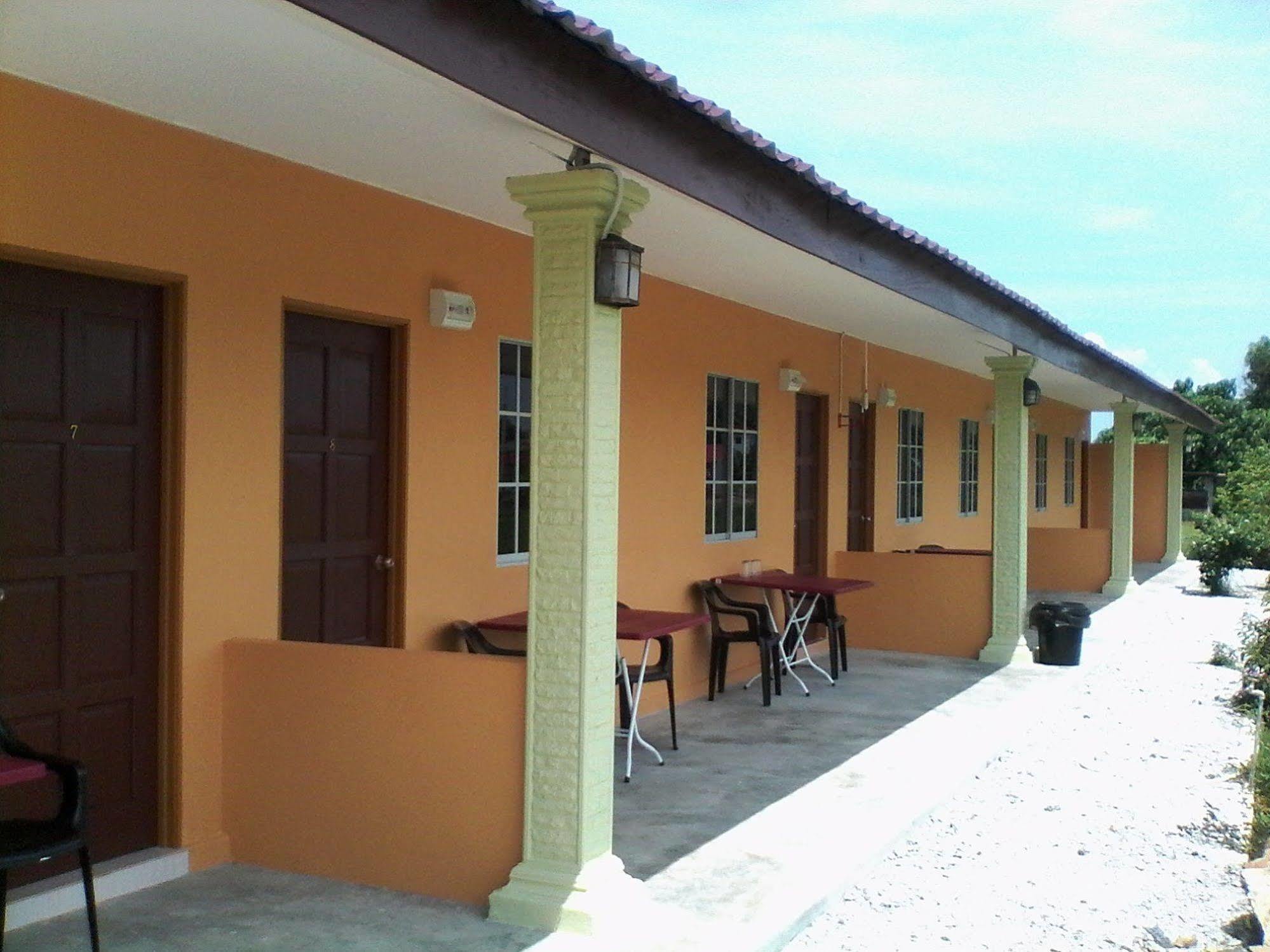 Tok Man Inn Langkawi Buitenkant foto